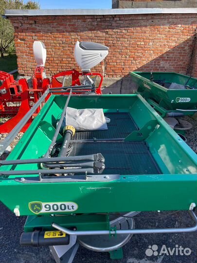 Разбрасыватель удобрений Amazone ZA-AM, 2023