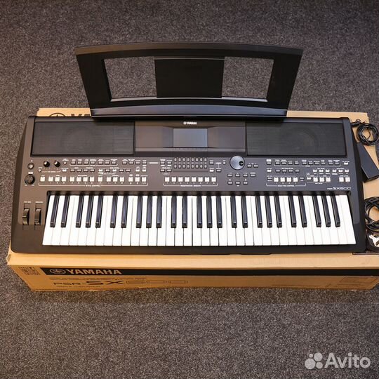 Синтезатор yamaha PSR-SX600