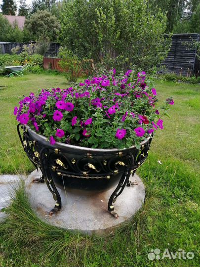 Вазон для цветов