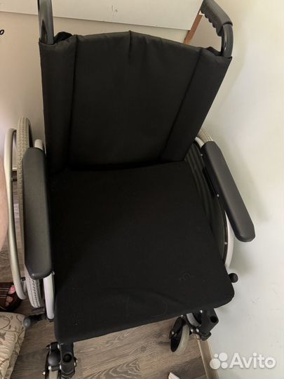 Инвалидная коляска