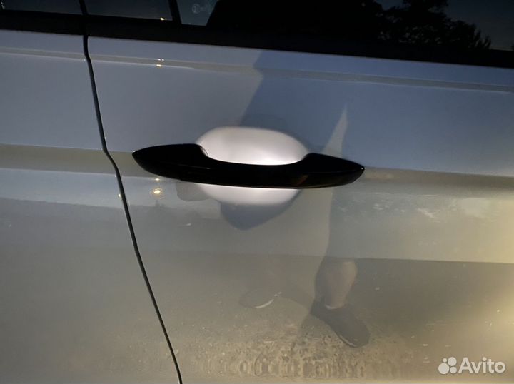 Новые ручки с подсветка с Kessy Tiguan 2 Passat B8