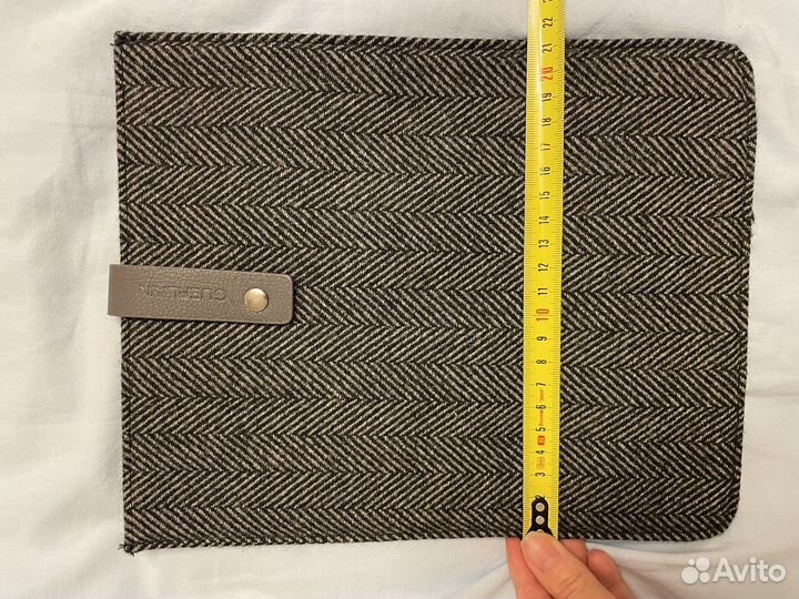 Чехол Guerlain для iPad