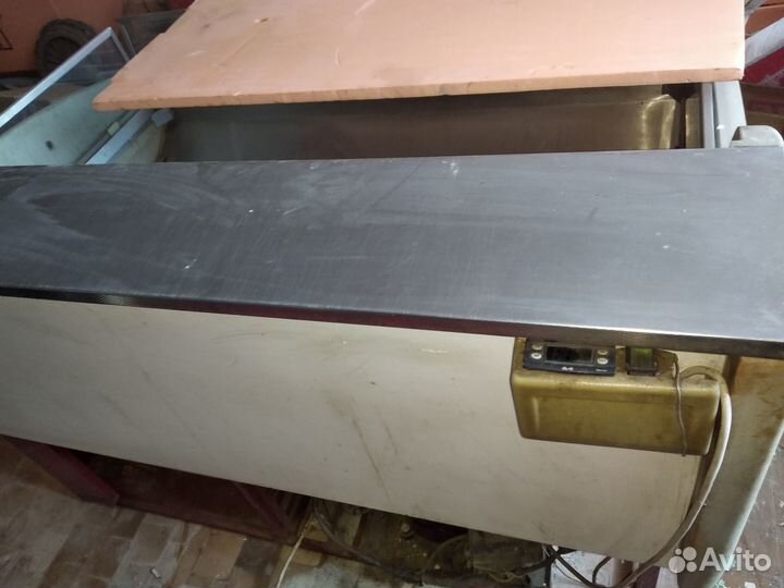 Холодильник витрина бу