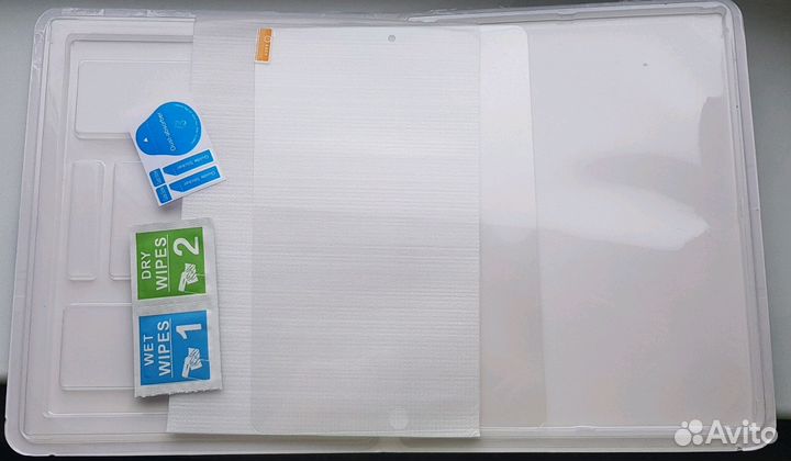 Защитные стекла для iPad Pro 12.9