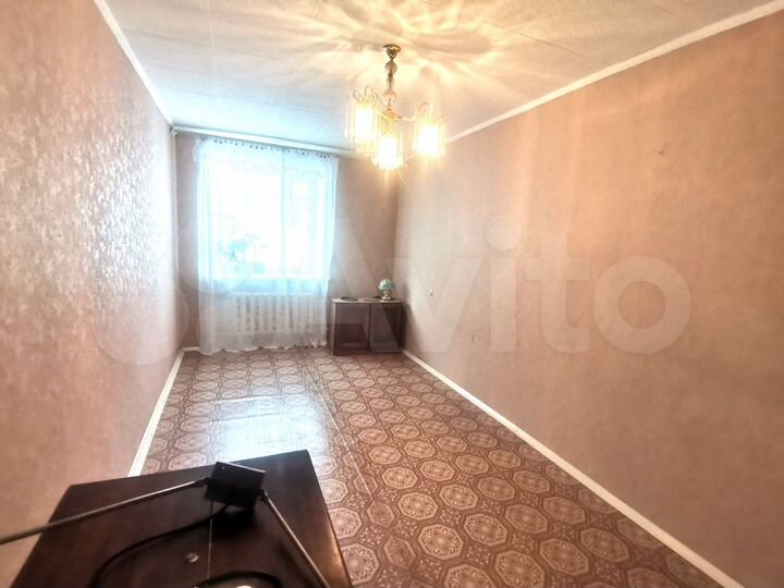 4-к. квартира, 70 м², 1/2 эт.