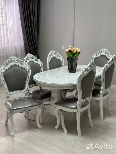 Комплект стол и стулья. В наличии