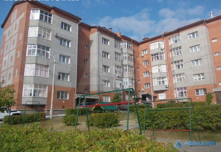 4-к. квартира, 142,8 м², 1/5 эт.