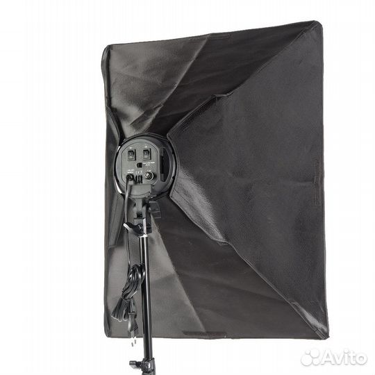 Осветитель Falcon Eyes KeyLight 825LED SB5070 KIT