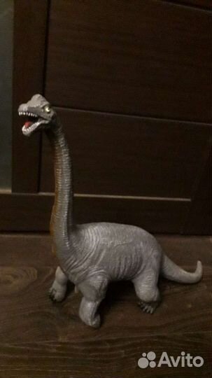 Огромные детализированные динозавры