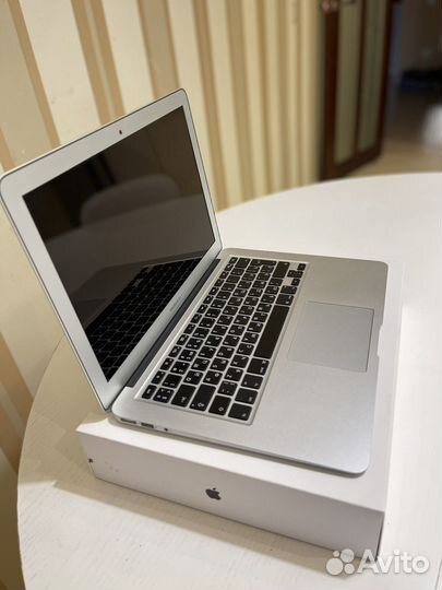 Ноутбук Apple MacBook Air 13 2017
