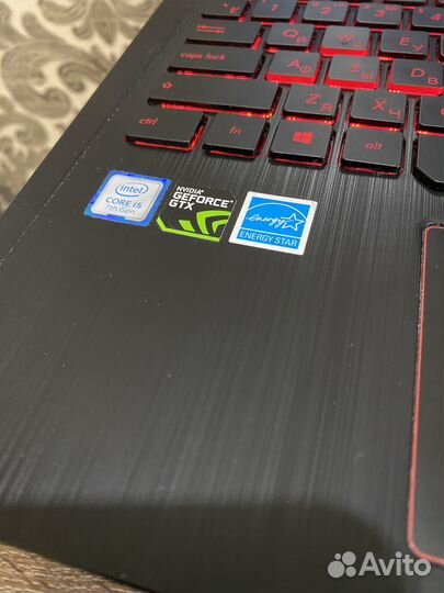 Игровой asus TUF GTX 1050/Core i5 7Gen/8Gb озу/SSD