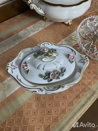 Фарфор бонбоньерка