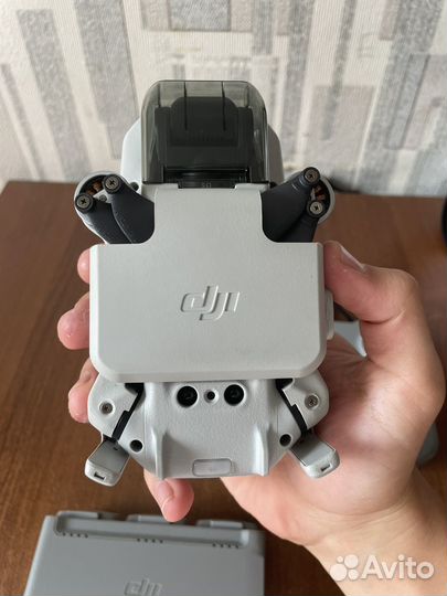 Dji mini 2 fly more combo в описании