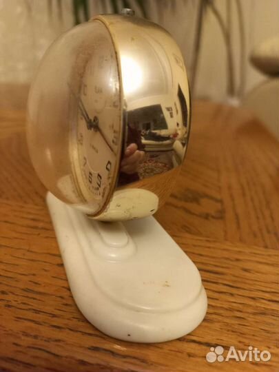 Часы настольные с будильником Слава