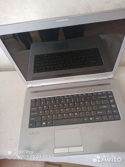 Ноутбук sony vaio vgn-nr498e