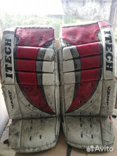 Хоккейная вратарская форма