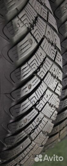 Комплект колес Mitsubishi original 235/70 R16 зима