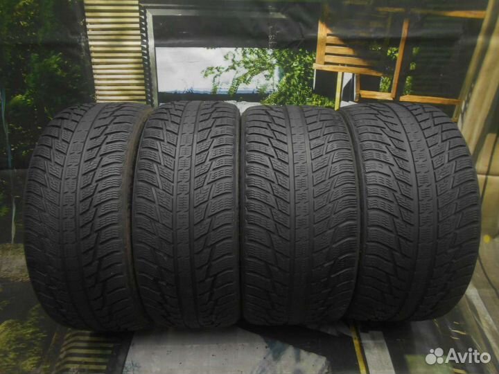 Nokian Tyres WR SUV 3 295/35 R21 и 265/40 R21