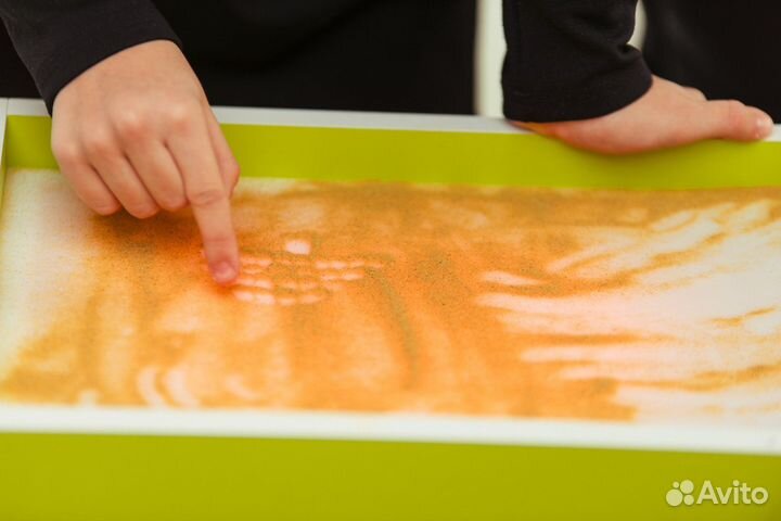 Рисование песком