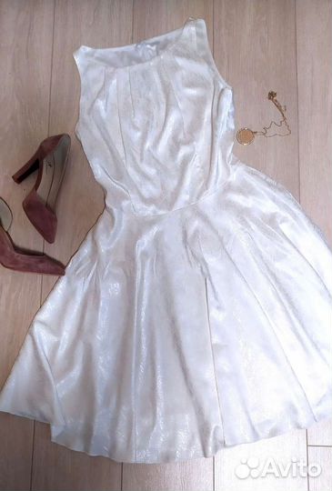 Платье нарядное