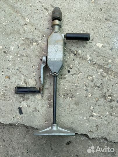 Ручной коловорот дрель