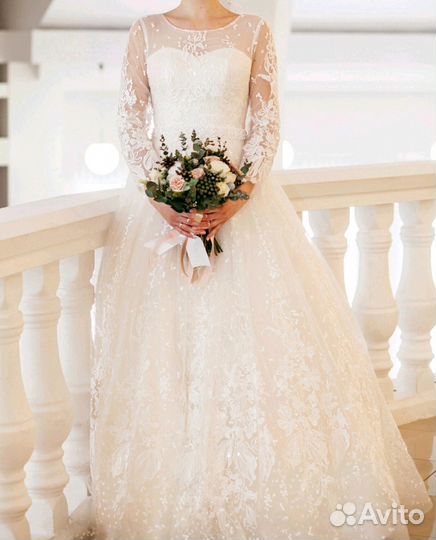 Платье свадебное