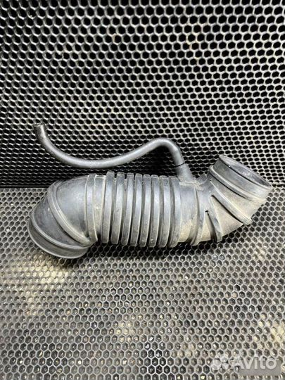 Гофра воздушного фильтра Mitsubishi Lancer 6 4G92