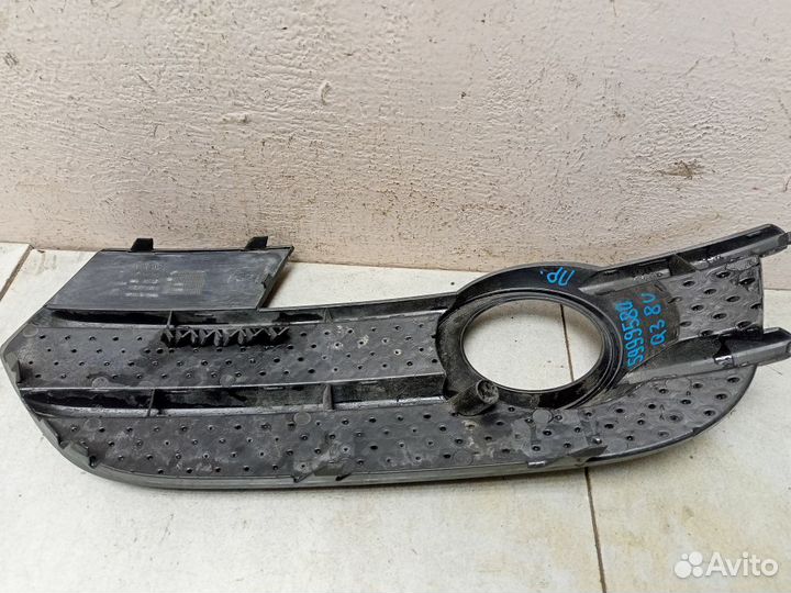 Решетка бампера Ауди Q3 8U