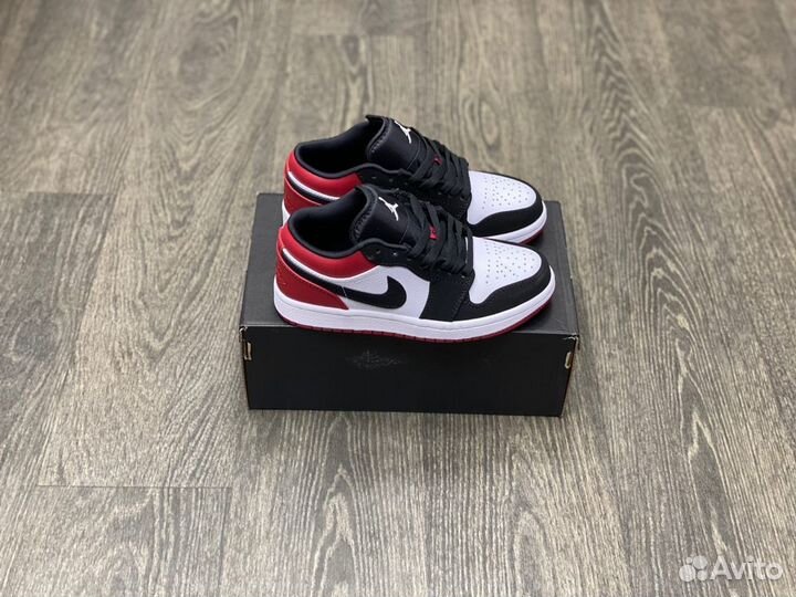 Кроссовки Air Jordan 1 Low Black Toe (36-45)