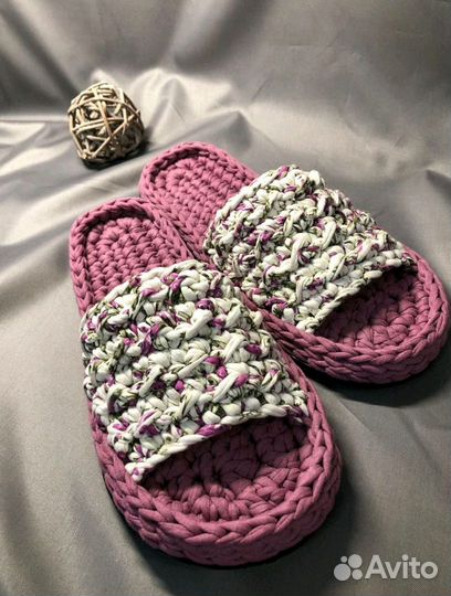 Тапочки и корзинки ручной работы