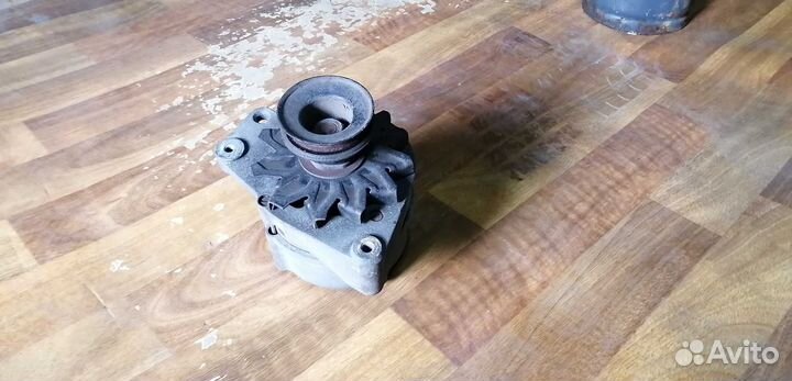 Генератор Passat B3