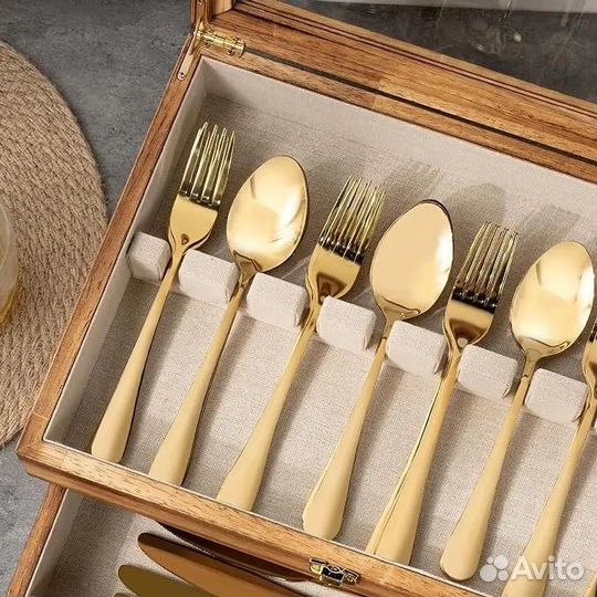 Набор столовых приборов
