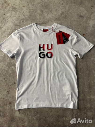 Футболка Hugo Boss белая 3Д мужская