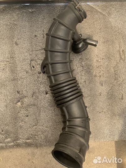 Патрубок воздушного фильтра Hyundai SantaFe