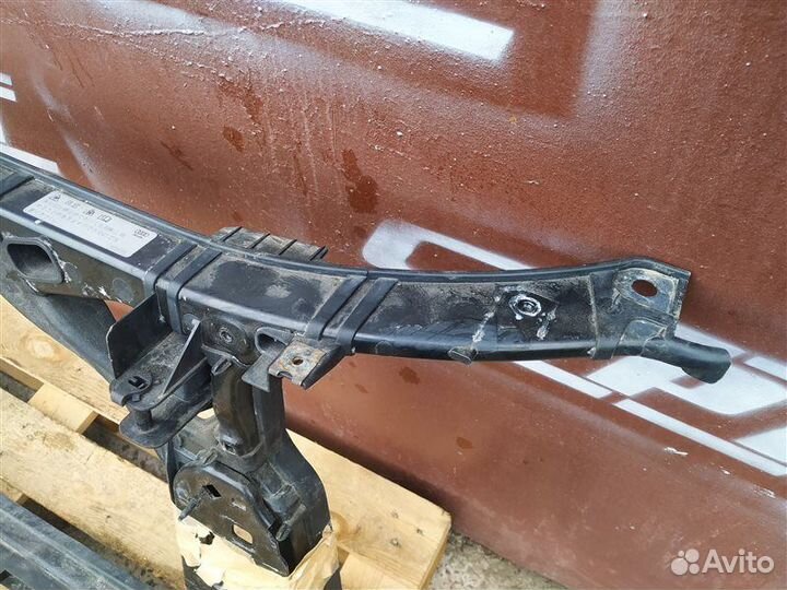 Телевизор Audi A4 B8 2.0 cdnc 2009