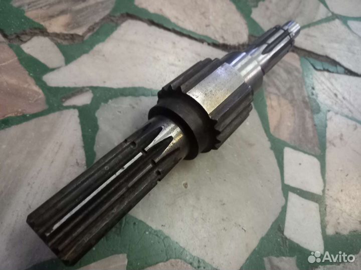 Вал вторичный кпп УАЗ 452,469(4 ступка)