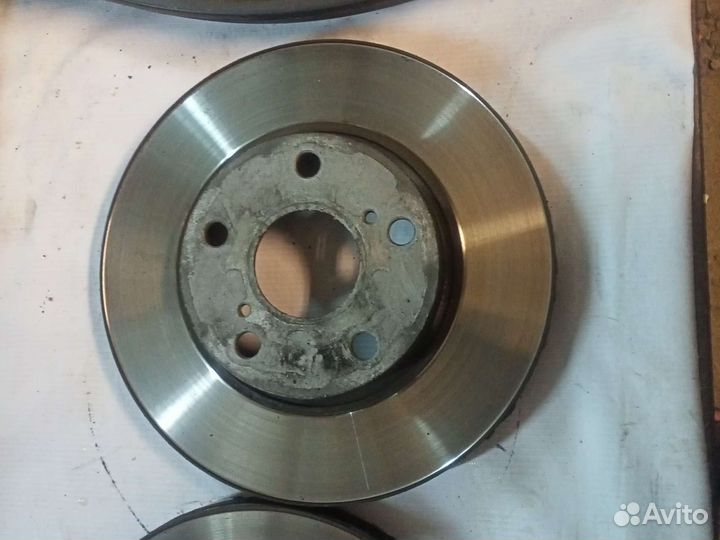 Тормозные диски toyota corolla 180