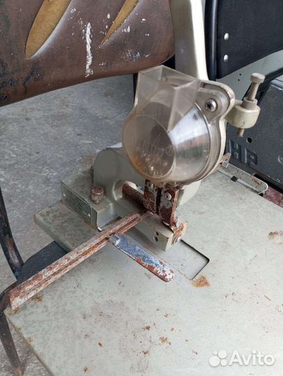 Дырокол для бумаги