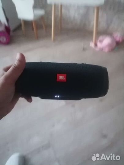 Колонка jbl charge 3