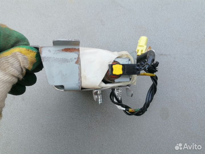 Подушка безопасности в сиденье Suzuki Grand Vitara