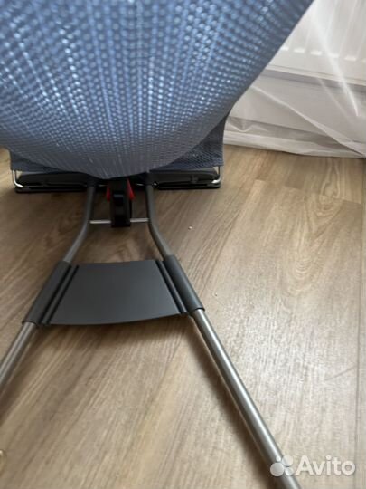 Шезлонг babybjorn