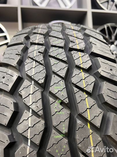 Tracmax X-Privilo AT08 265/70 R17 115T