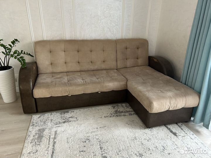 Угловой диван