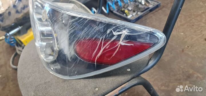 Задний фонарь Mazda сх 7