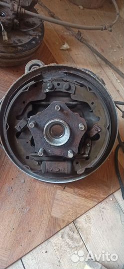 Поворотный кулак Suzuki grand vitara