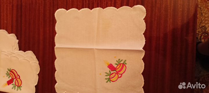 Салфетки тканевые с вышивкой