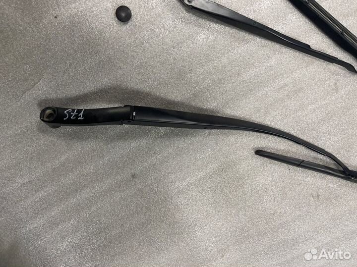 Дворник Поводок Kia Stinger CK G4KL 2019