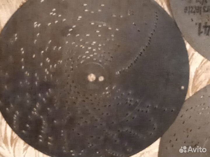 Перфорированные музыкальные диски/ пластинки