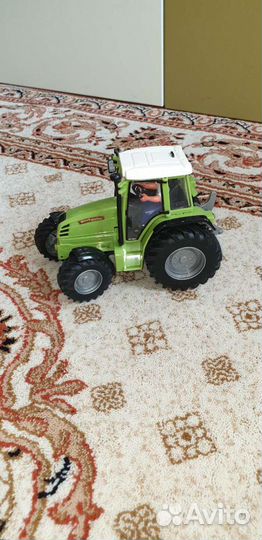 Игрушечные машинки