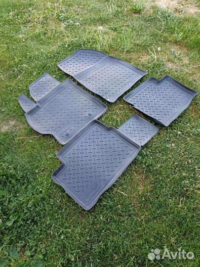 Автомобильные коврики